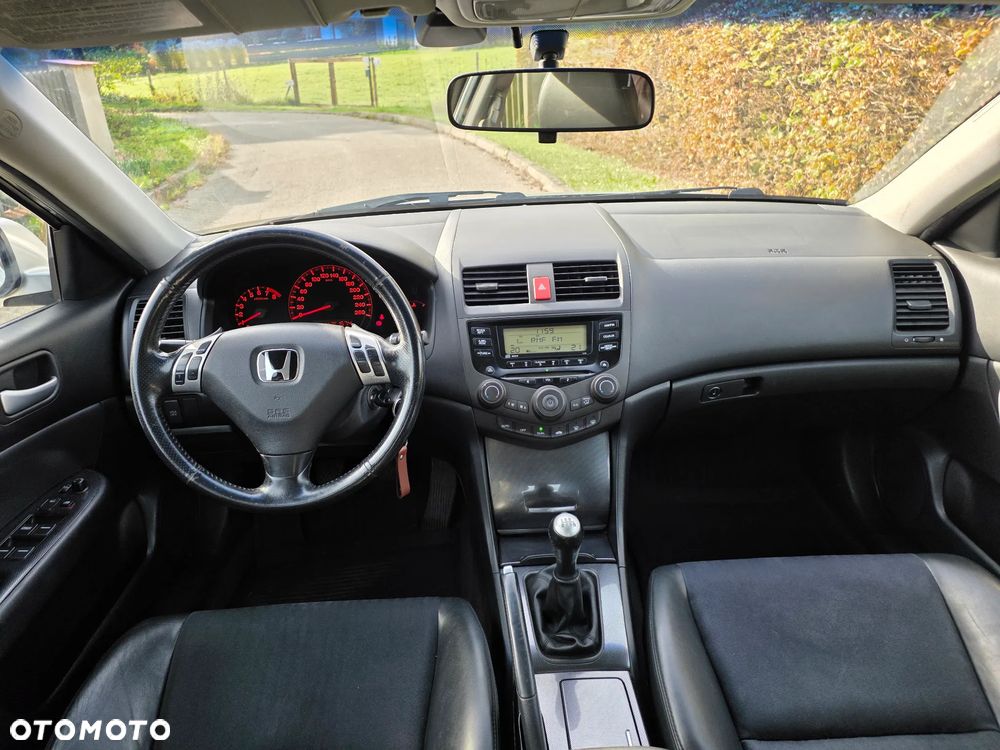 Honda Accord 2.4 TypeS - 21