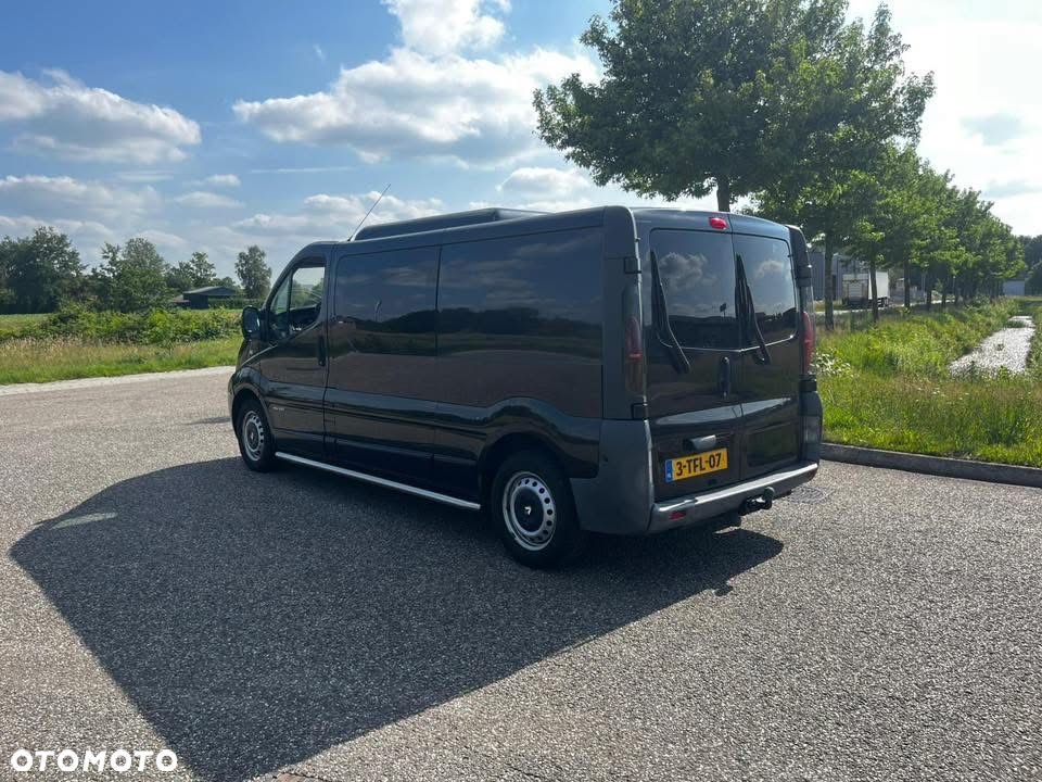 Renault Trafic - 10