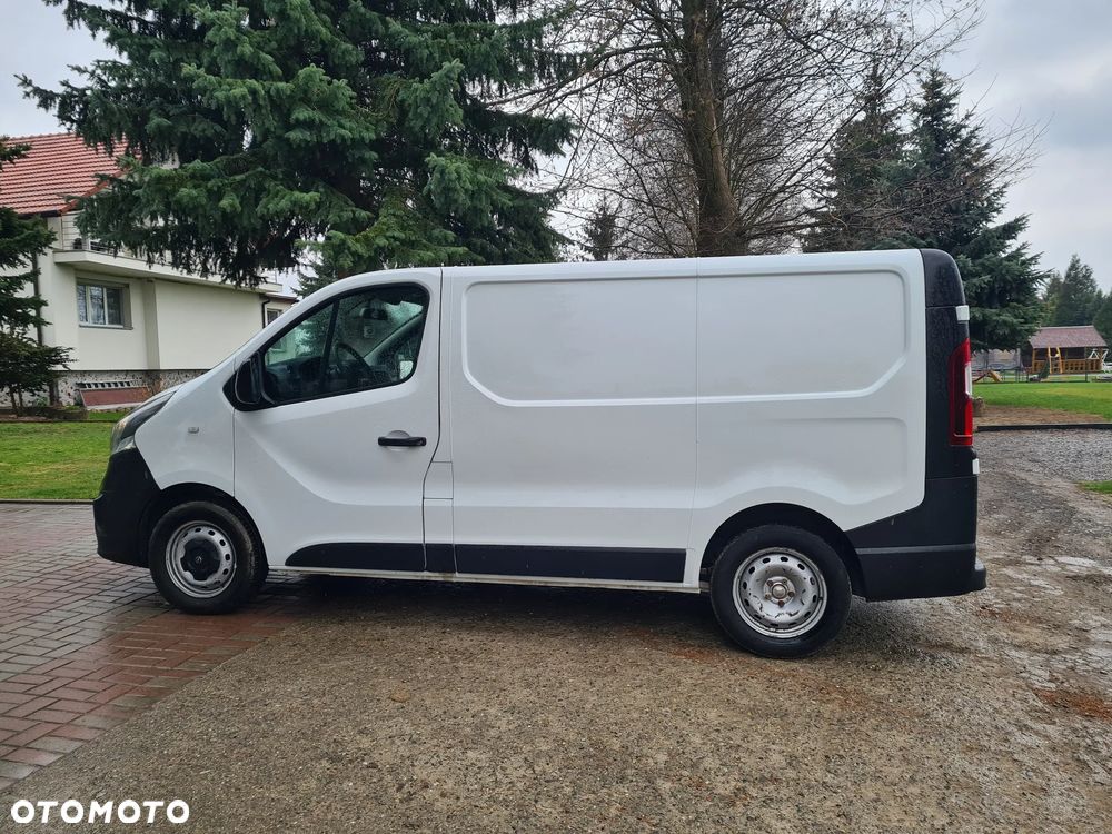 Opel Vivaro - 11