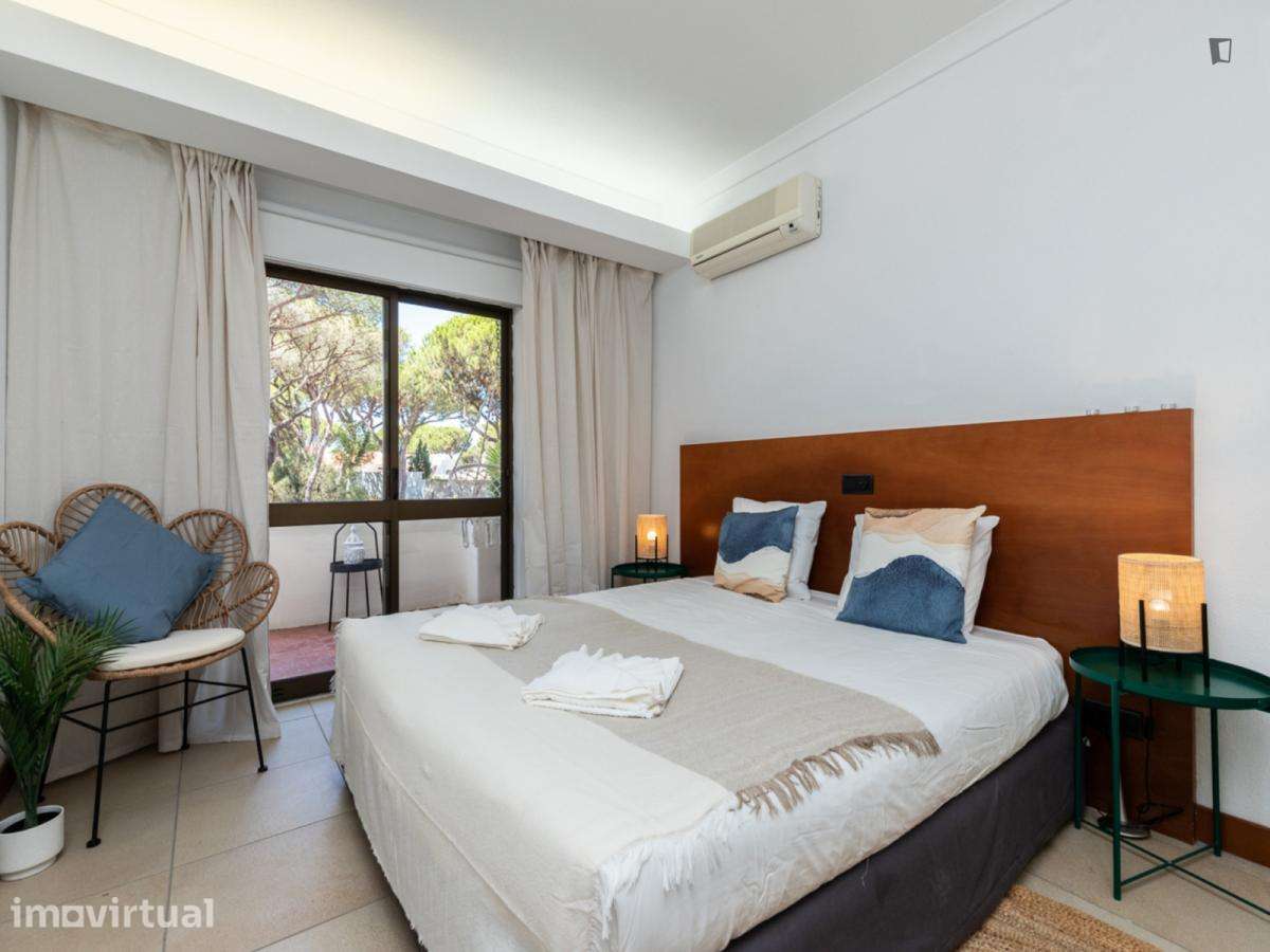 Apartamento com 1 quartos - localizado em Quarteira - Grande imagem: 2/23
