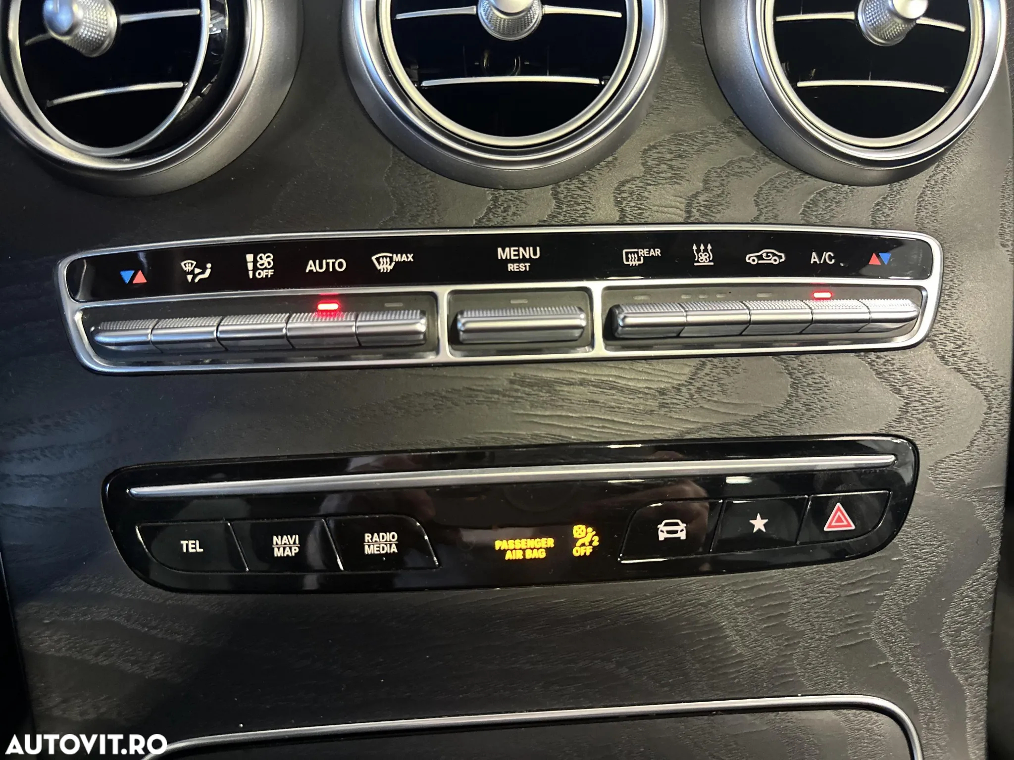 Mercedes-Benz GLC Coupe 300 e 4Matic 9G-TRONIC AMG Line - 18