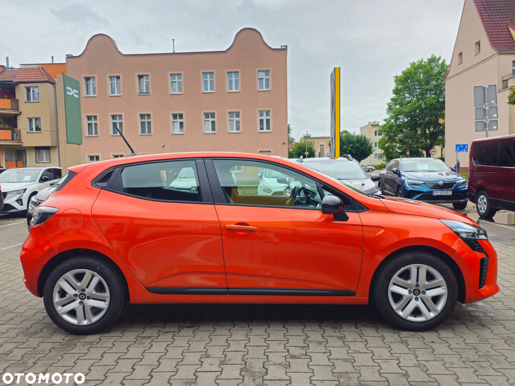 Renault Clio 1.0 TCe Evolution - 4