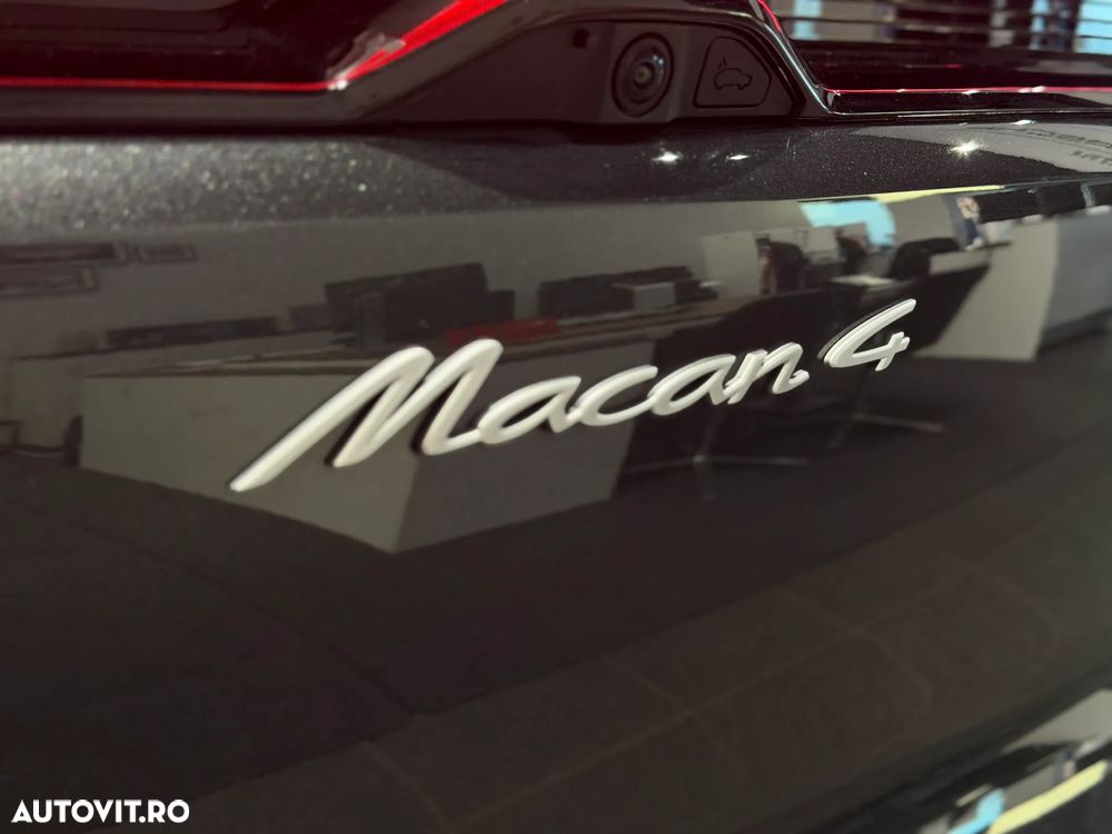 Porsche Macan - 31