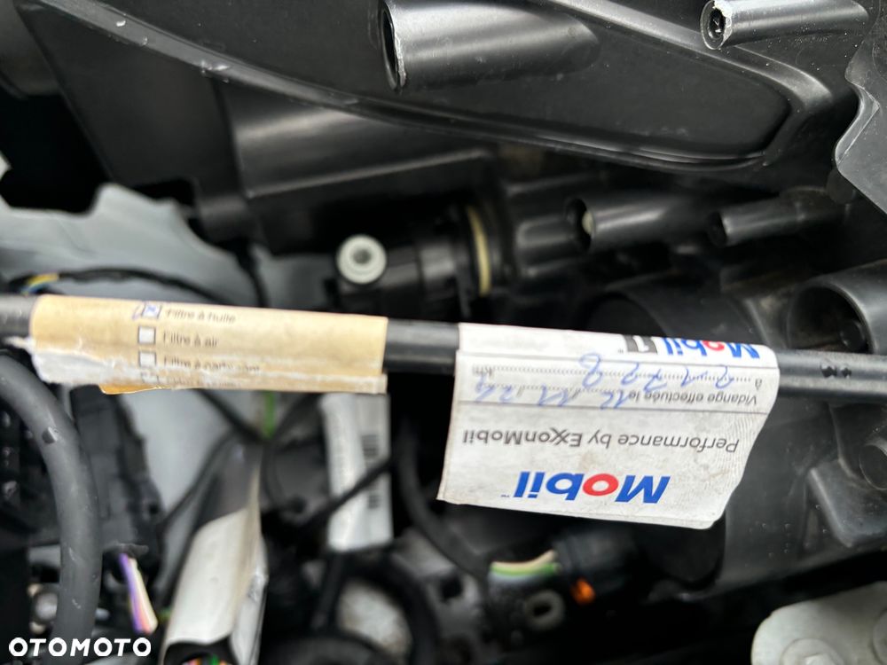 Peugeot 2008 PureTech 110 Stop&Start Allure - 22