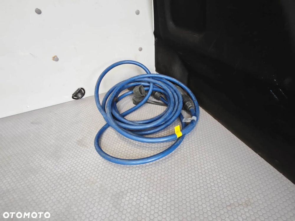 Ford Transit - 19