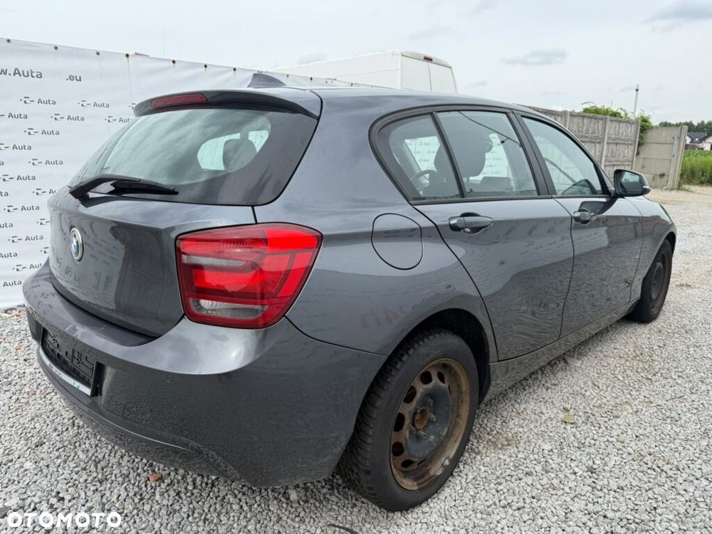 BMW Seria 1 116i - 6