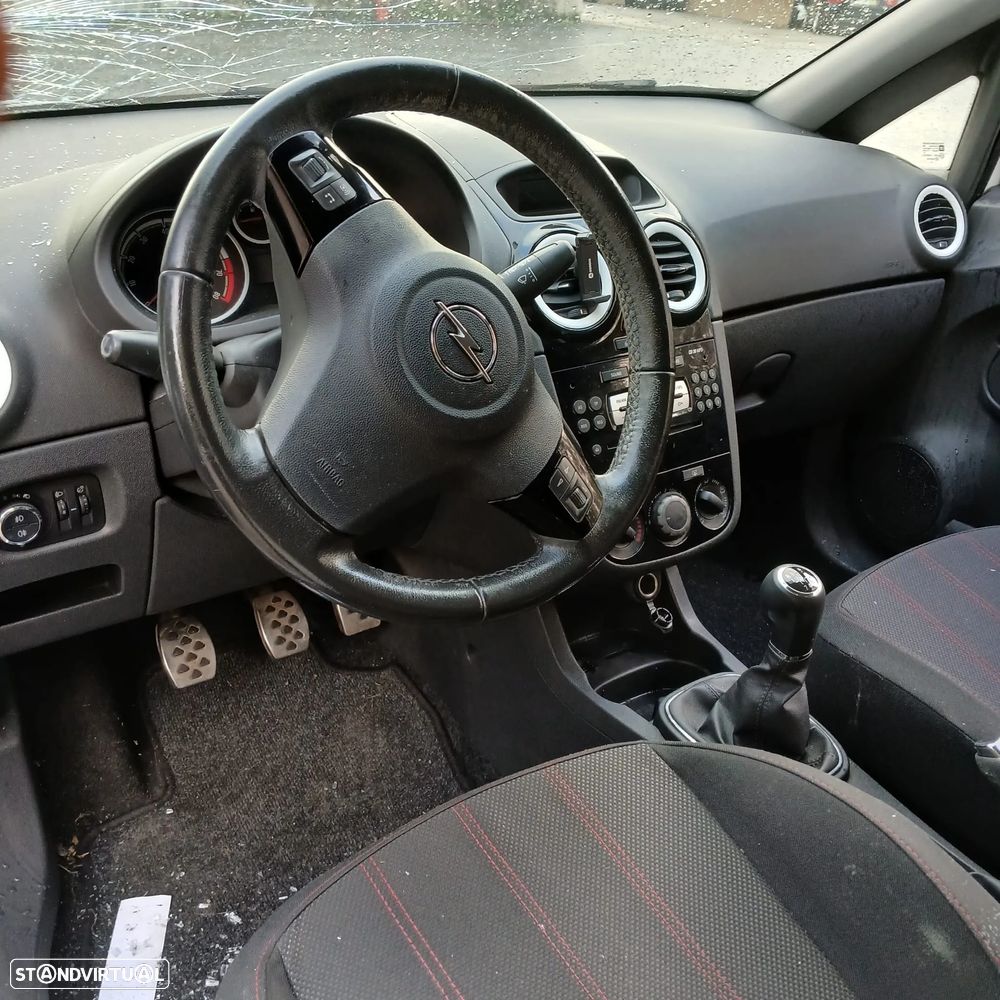 Opel Corsa D 1.2 gasolina 86cv (2010) - Peças Usadas (10340) - 5