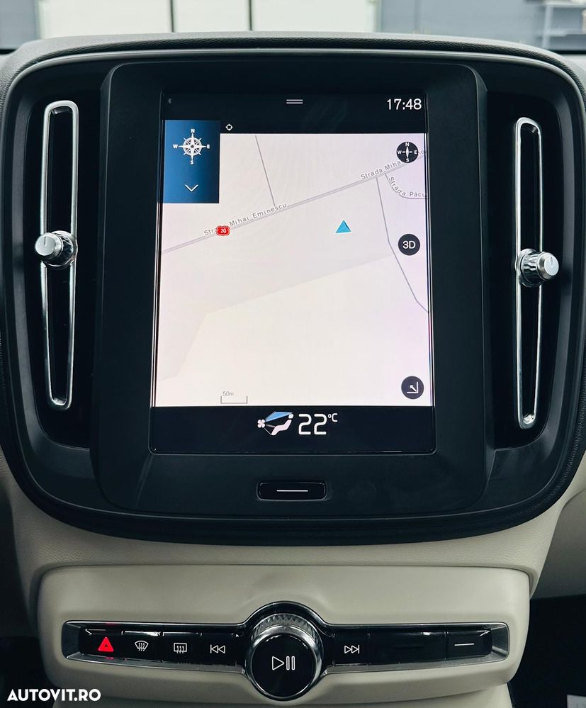 Volvo XC 40 D3 Momentum Pro - 25