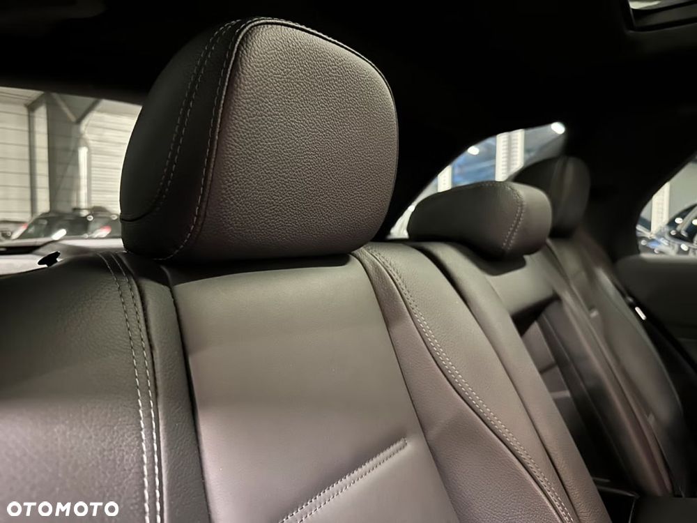 Mercedes-Benz GLE - 22