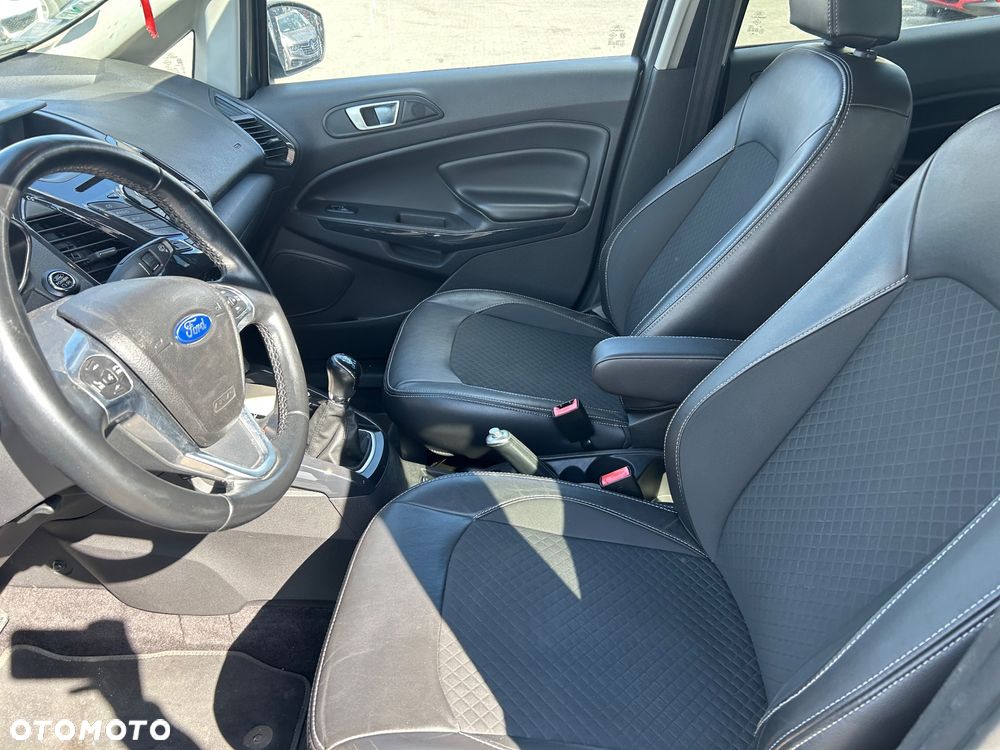 Ford EcoSport - 18
