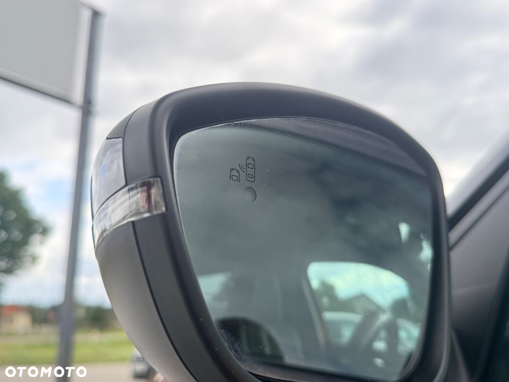 Peugeot 2008 BlueHDi 130 GT S&S EAT8 - 21