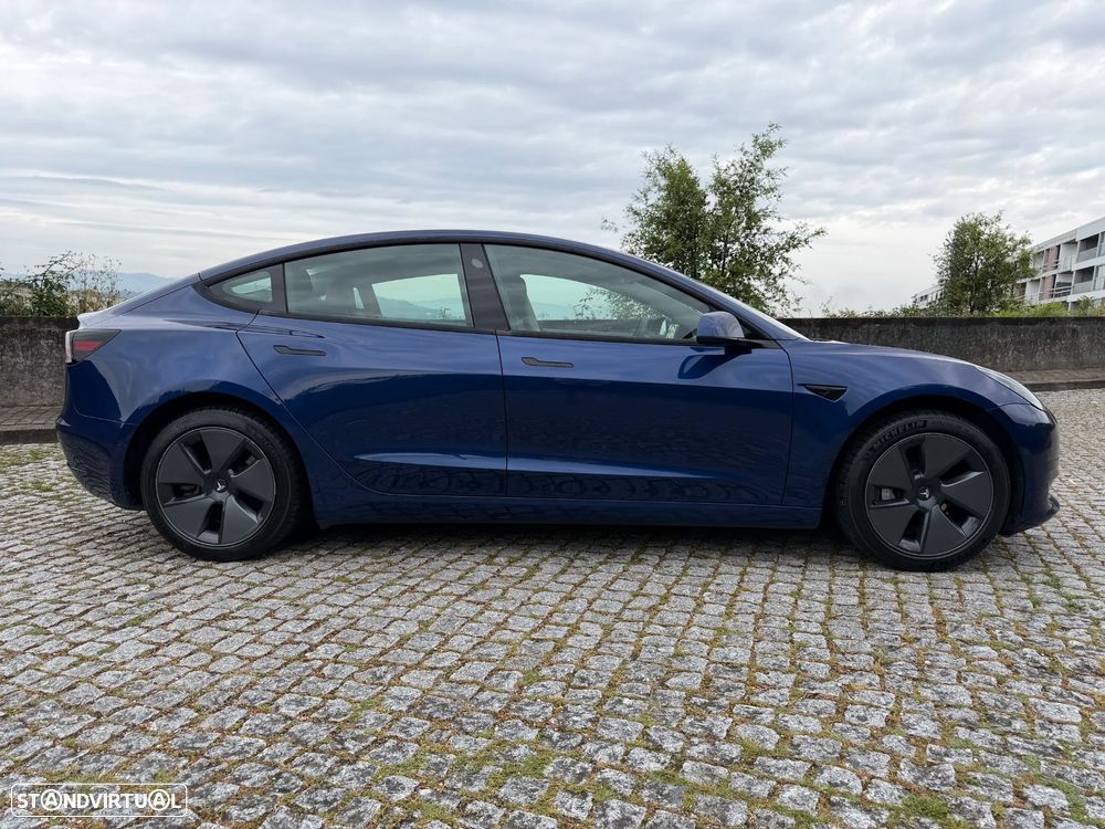 Tesla Model 3 Standard Range Plus RWD - 4