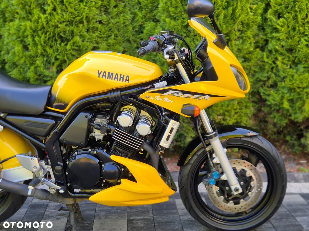 Yamaha FZ6 - 4