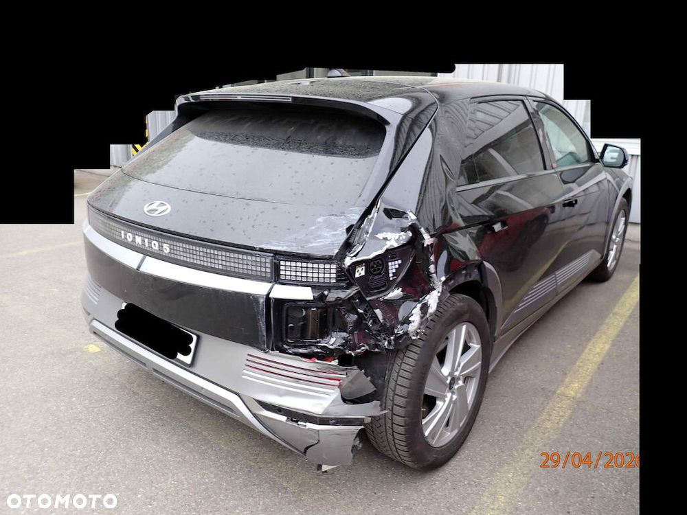 Hyundai IONIQ 5 - 5