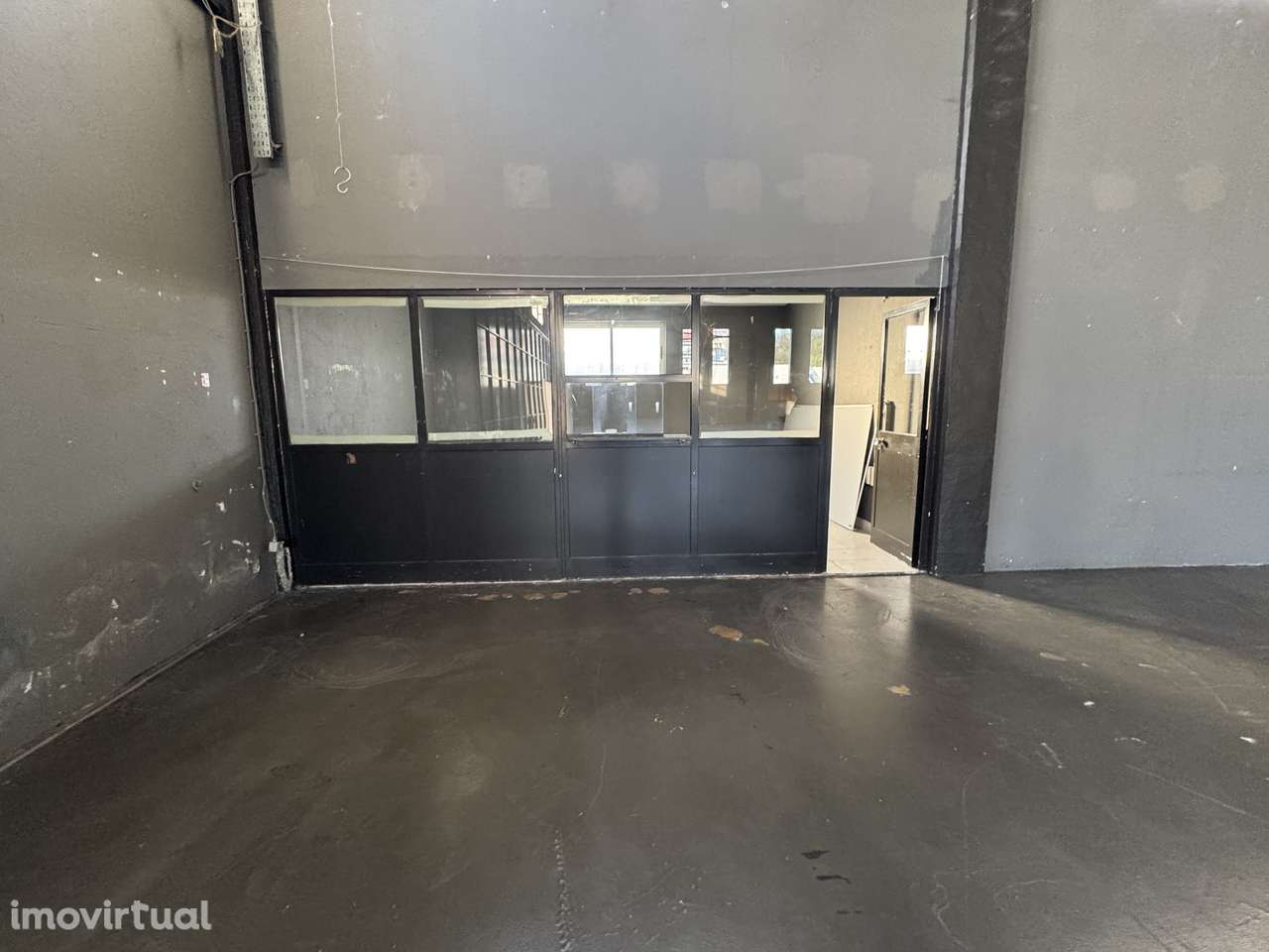 Armazém 600m2 Parque Industrial - Grande imagem: 3/13