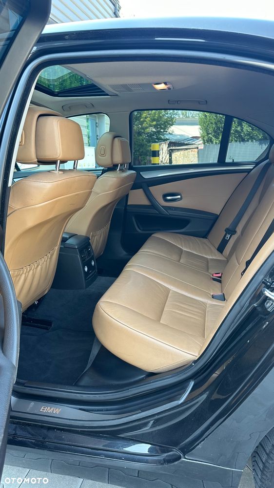BMW Seria 5 - 12