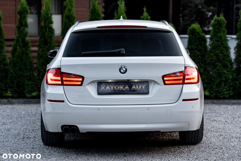 BMW Seria 5 520d Sport-Aut - 12