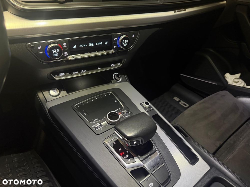Audi Q5 40 TDI Quattro S tronic design - 25