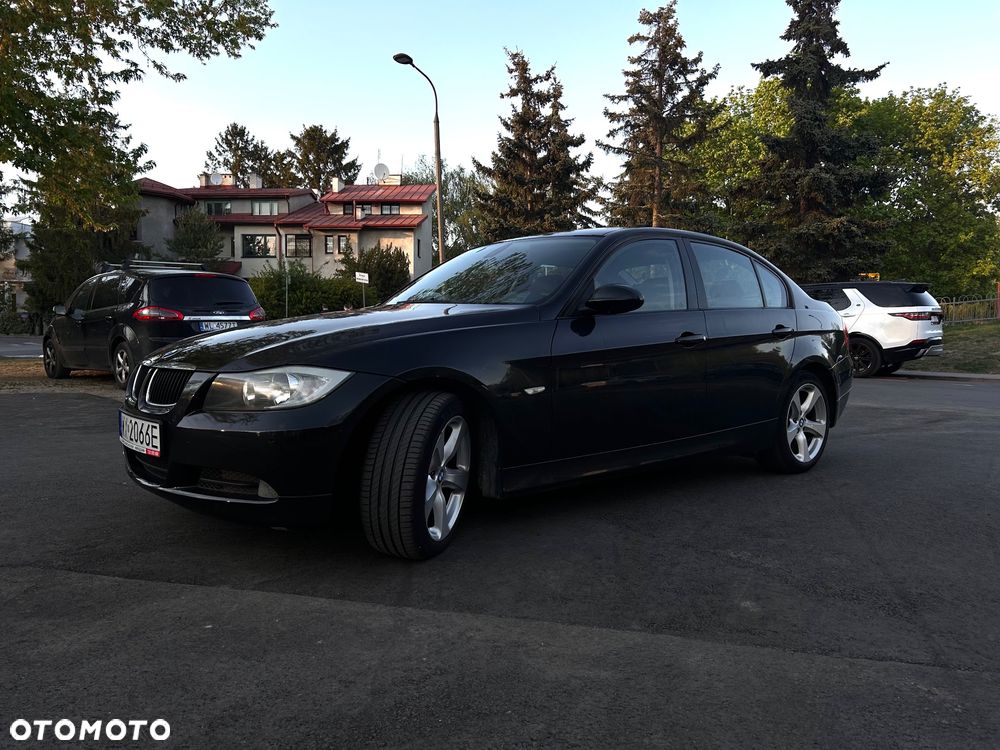 BMW Seria 3 318d - 1