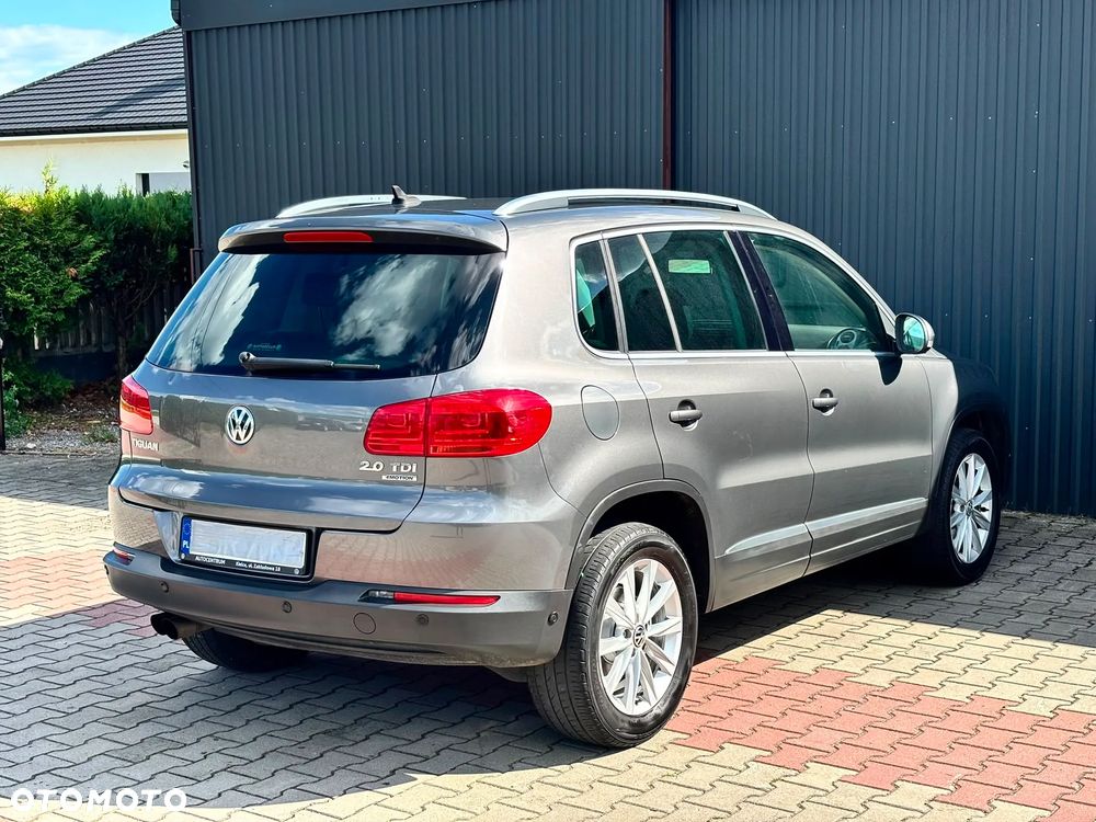 Volkswagen Tiguan 2.0 TDI 4Mot Perfectline R-Style - 7
