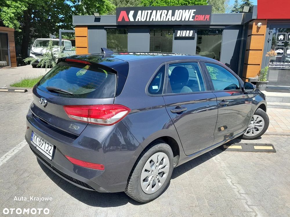 Hyundai i30 1.5 DPI Classic + - 5