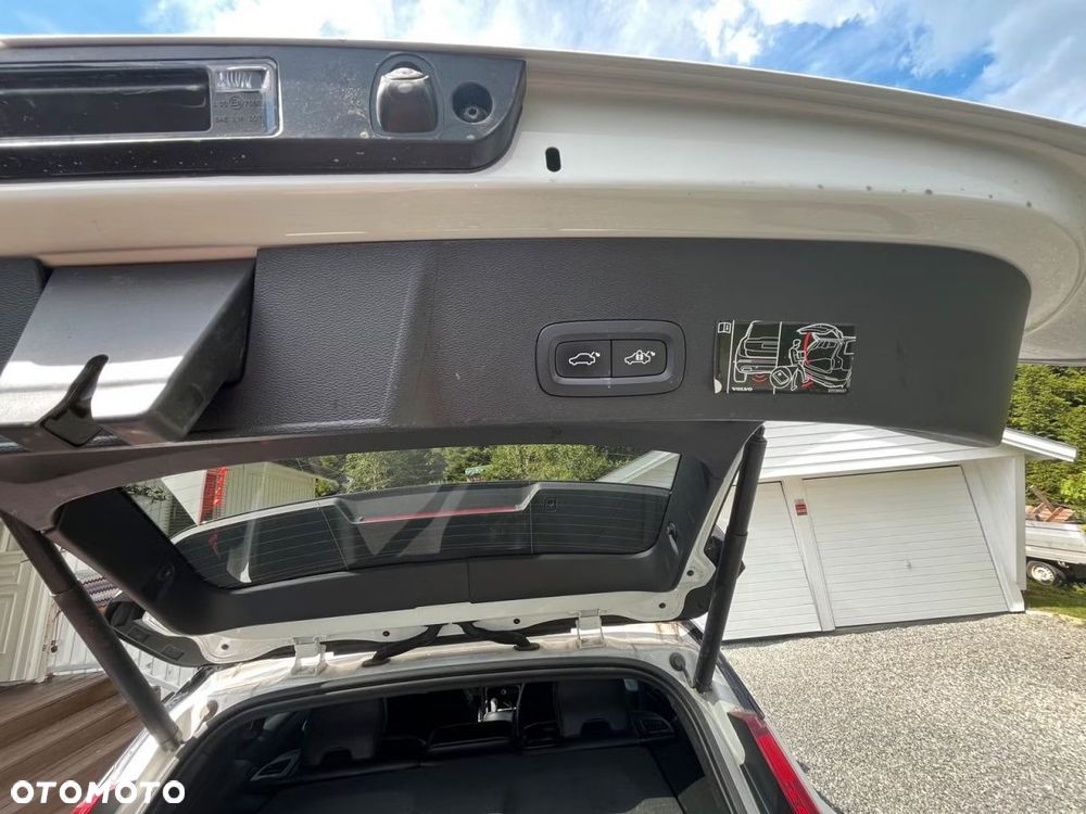 Volvo XC 40 D3 AWD Geartronic R-Design - 14