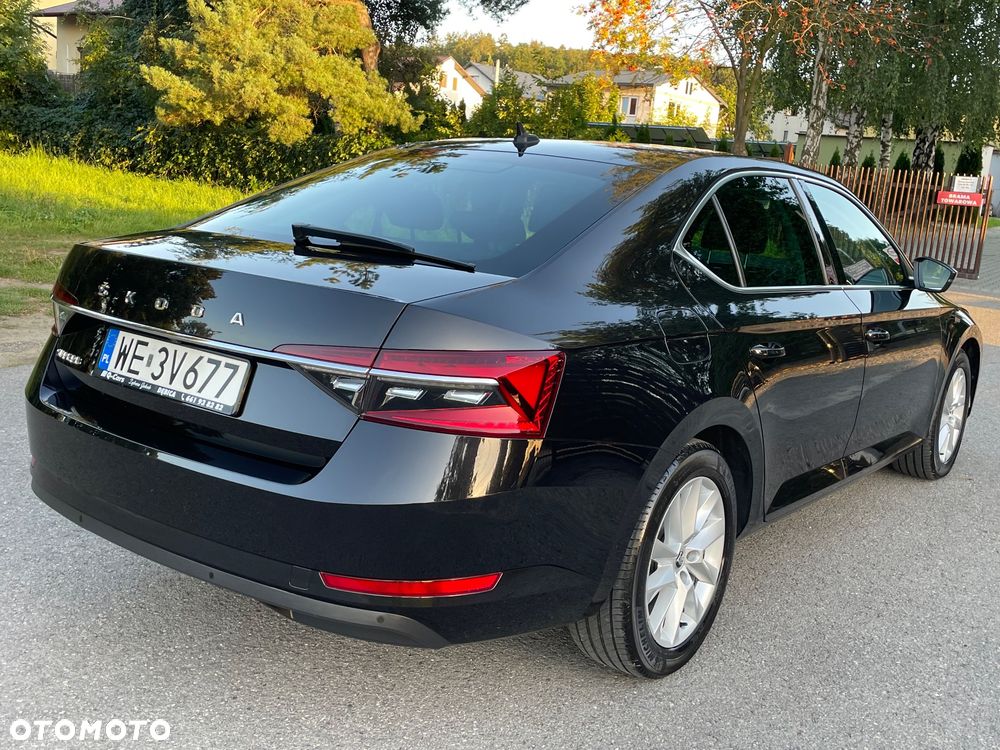 Skoda Superb 2.0 TDI SCR Ambition DSG - 40
