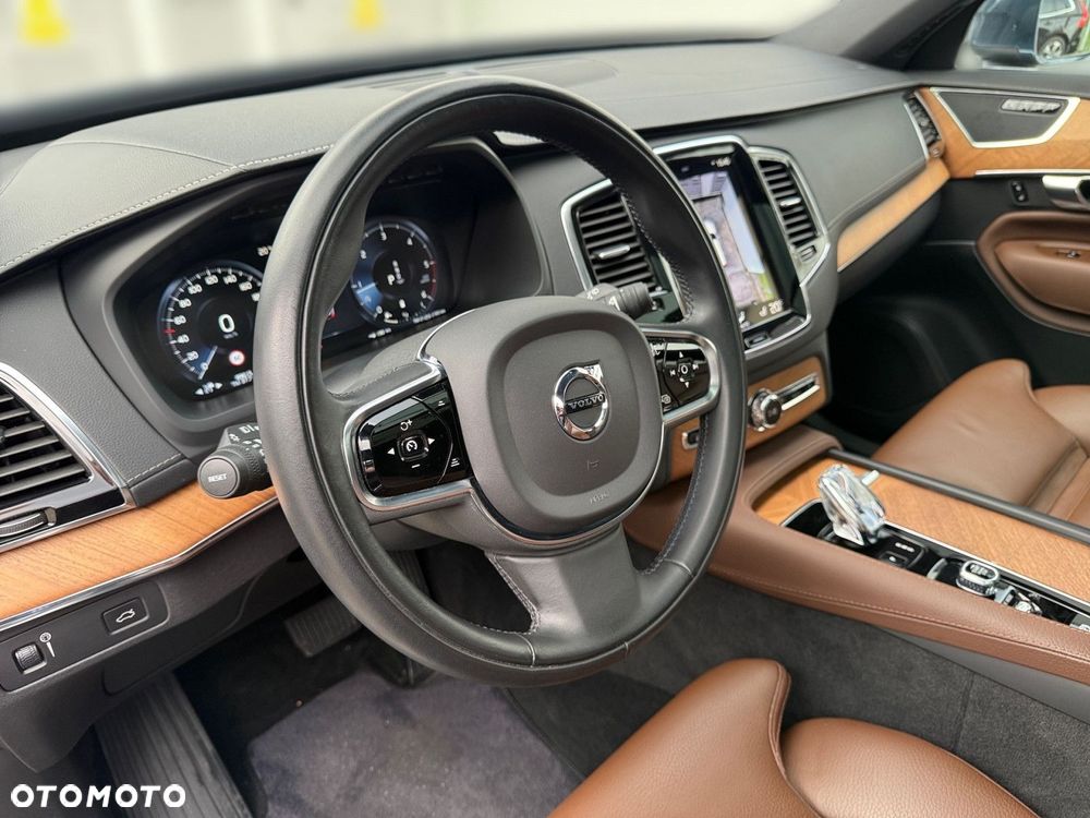 Volvo XC 90 - 15