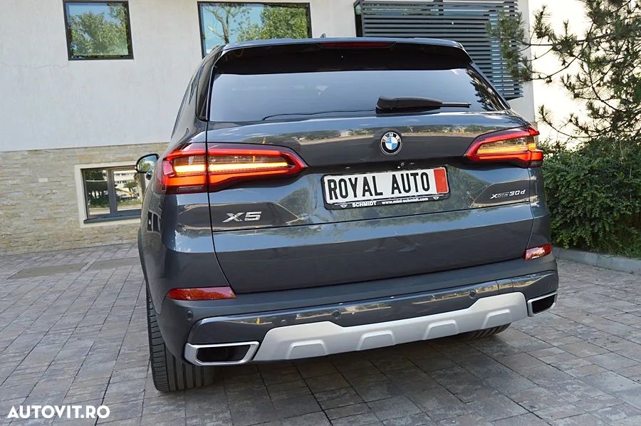 BMW X5 xDrive30d - 7