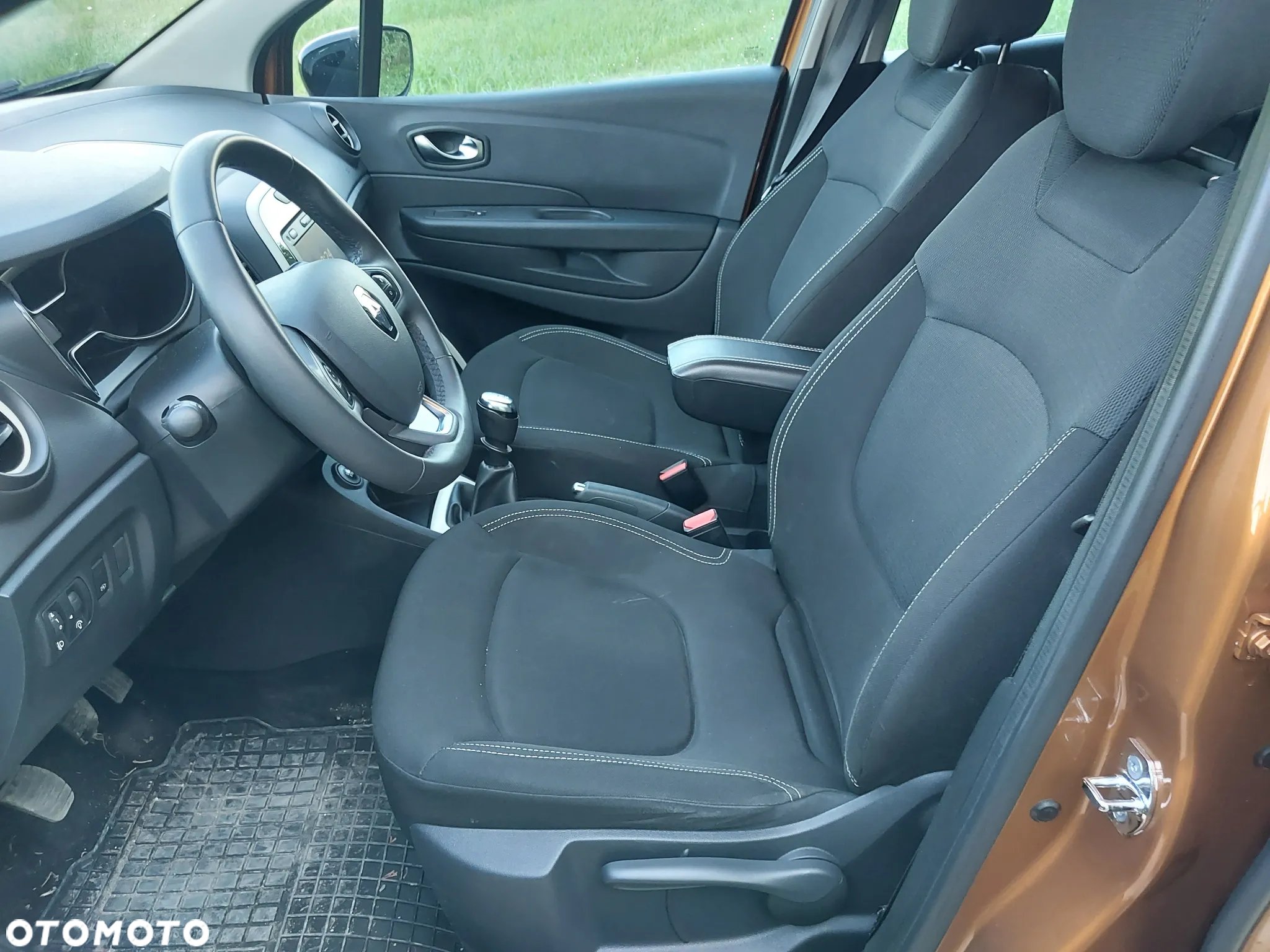 Renault Captur ENERGY TCe 120 Elysee - 12