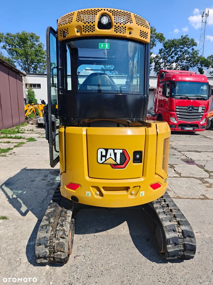 Caterpillar 302.7 - 10