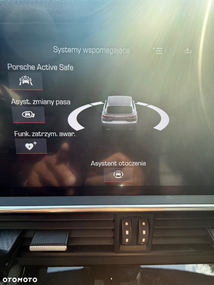 Porsche Cayenne Standard - 15