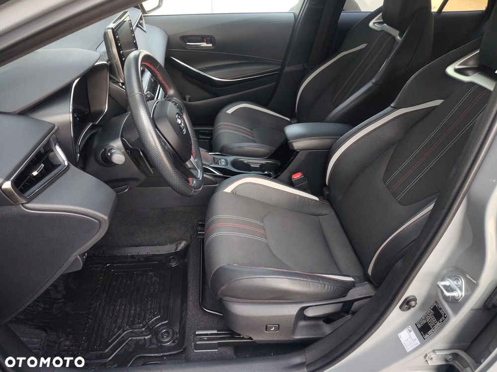 Toyota Corolla 2.0 Hybrid GR Sport - 14