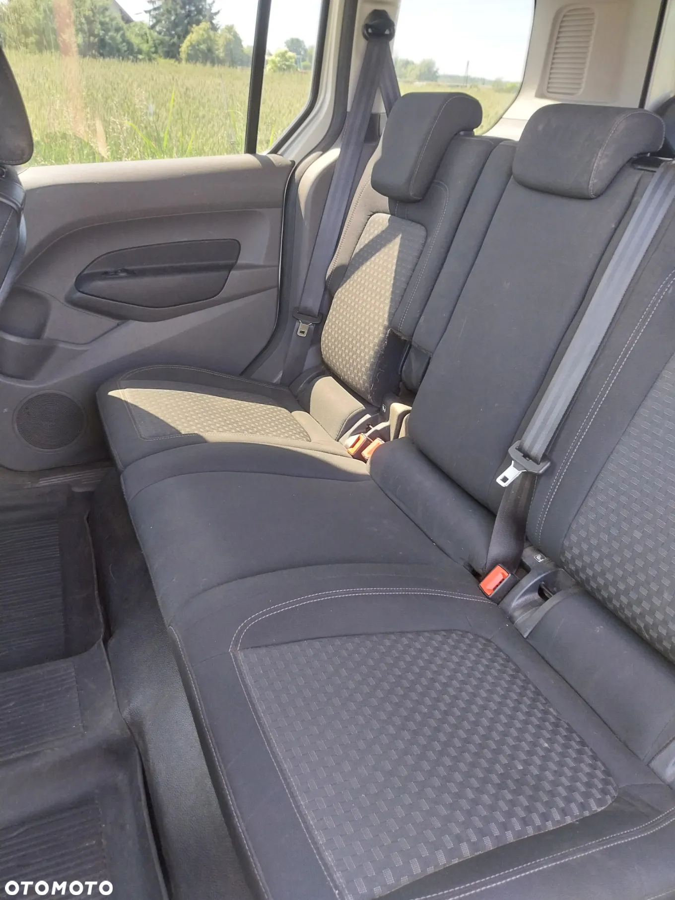 Ford Transit Connect - 9