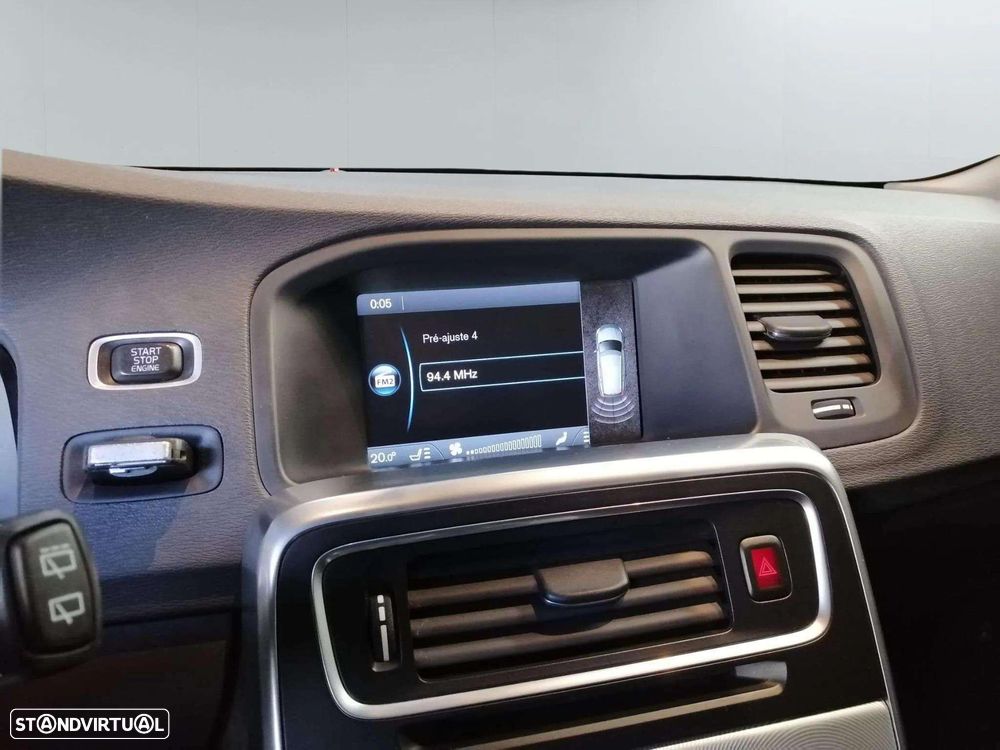 Volvo V60 - 16
