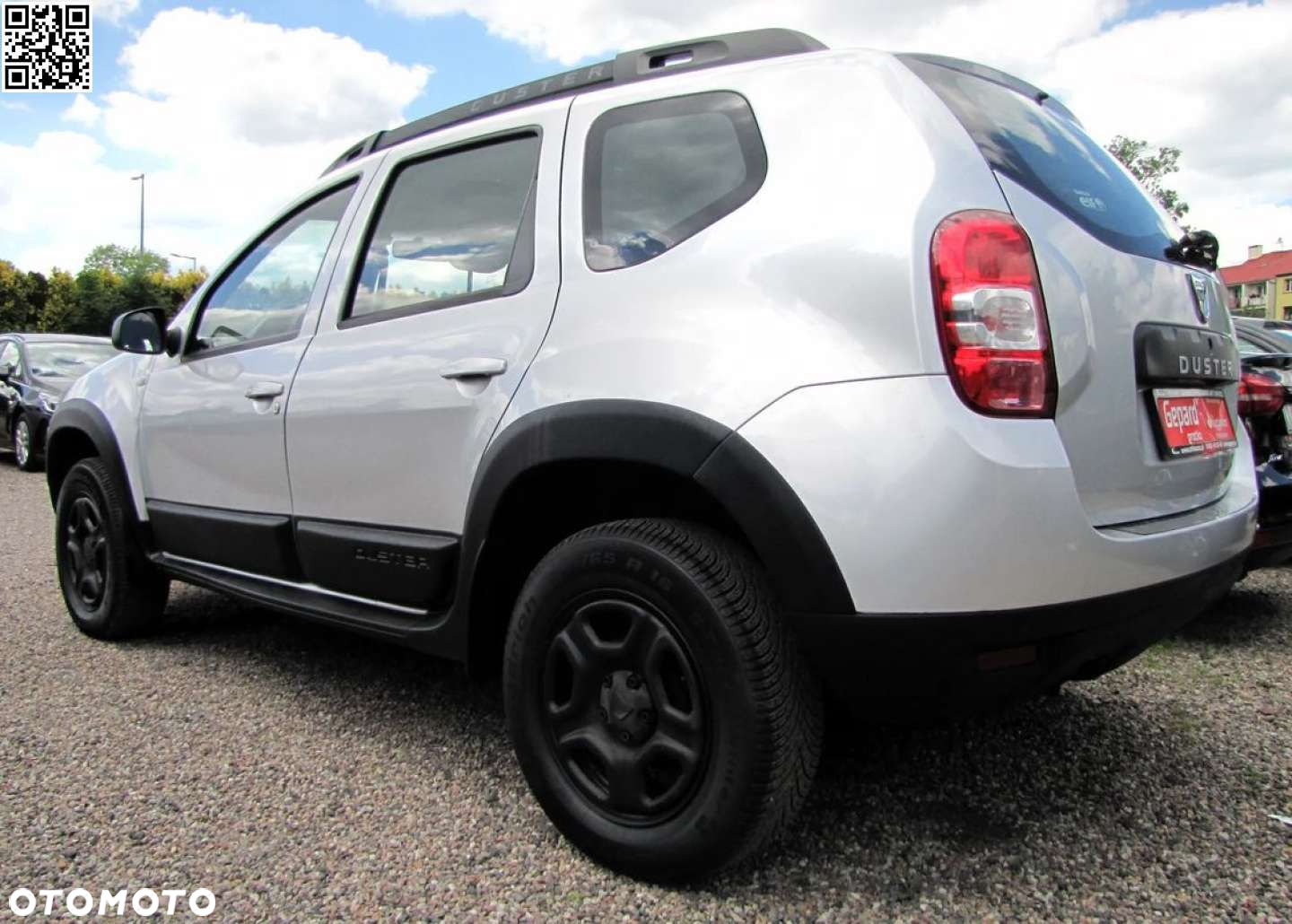 Dacia Duster 1.6 SCe Laureate 4x4 S&S - 9