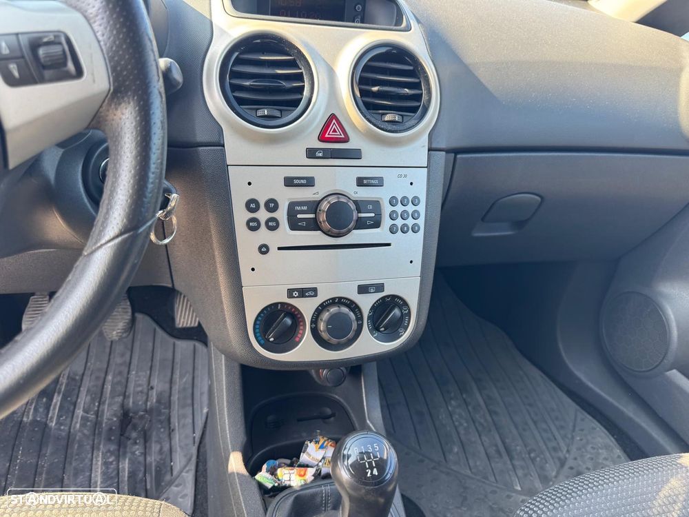 Opel Corsa 1.3 CDTi Enjoy EcoFLEX - 6