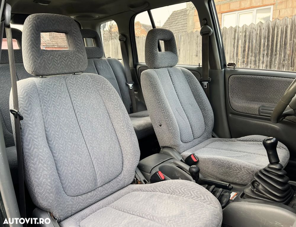 Suzuki Grand Vitara 2.0 TD Club - 8