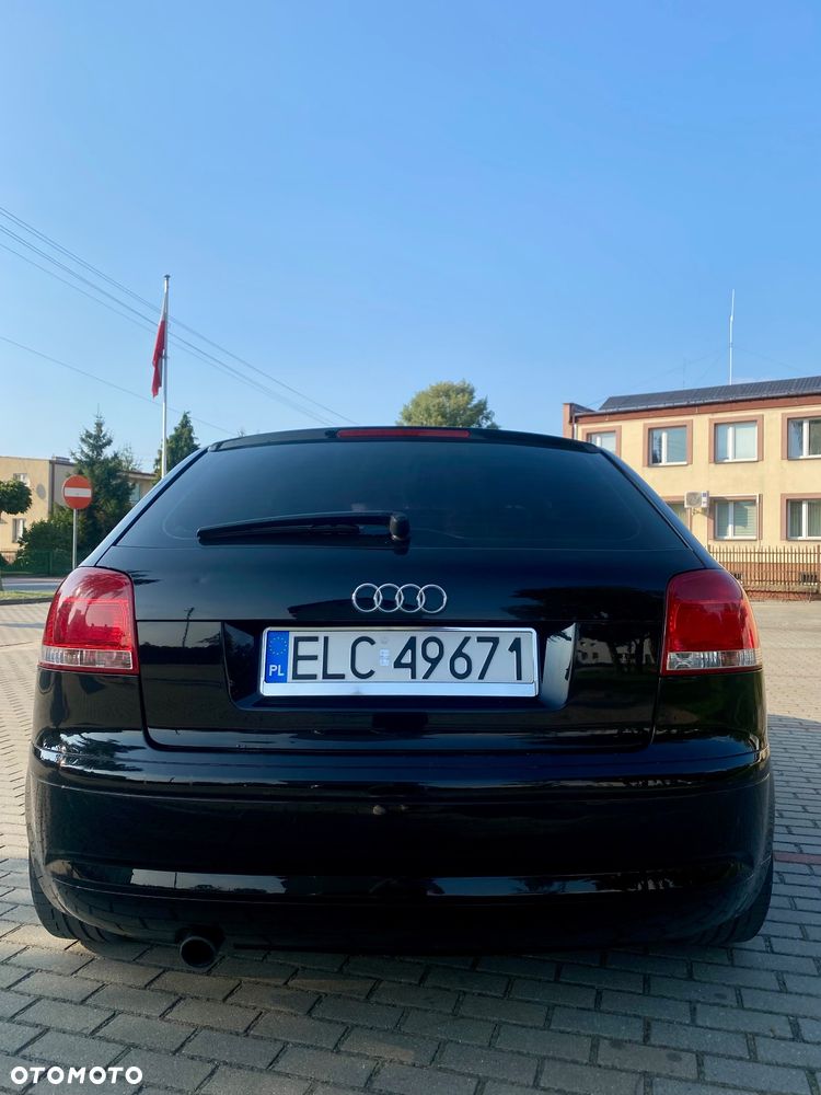 Audi A3 1.6 Ambiente - 8