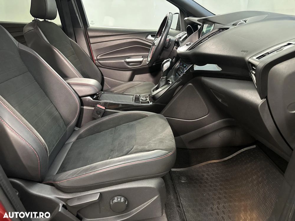 Ford Kuga - 11