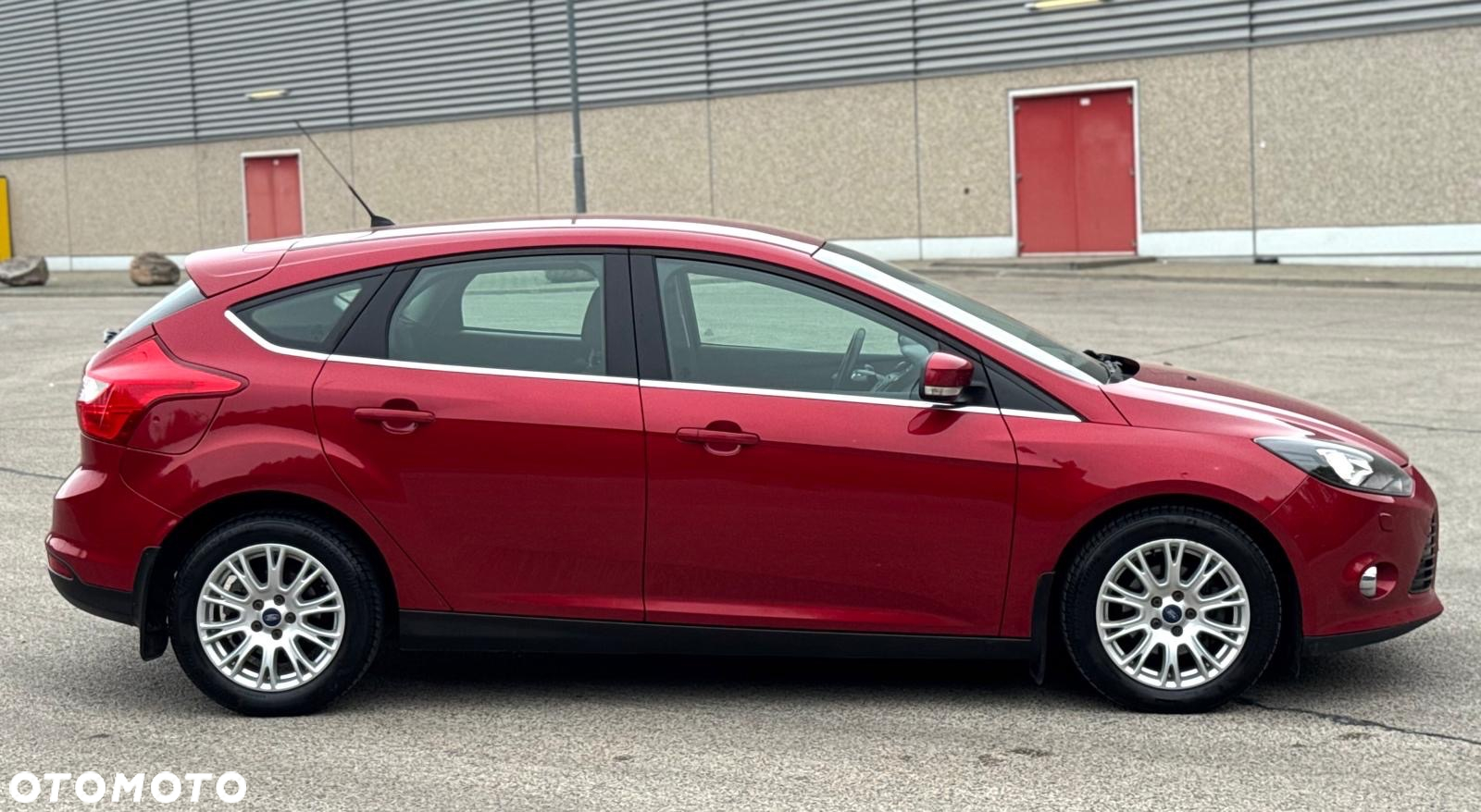 Ford Focus 1.0 EcoBoost Hybrid ACTIVE - 8