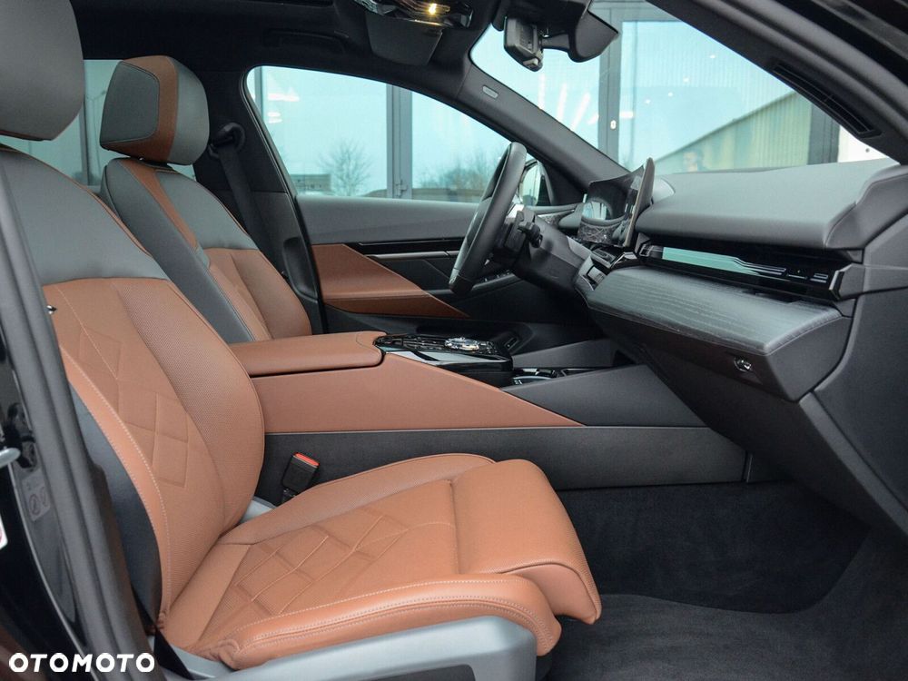 BMW Seria 5 - 31