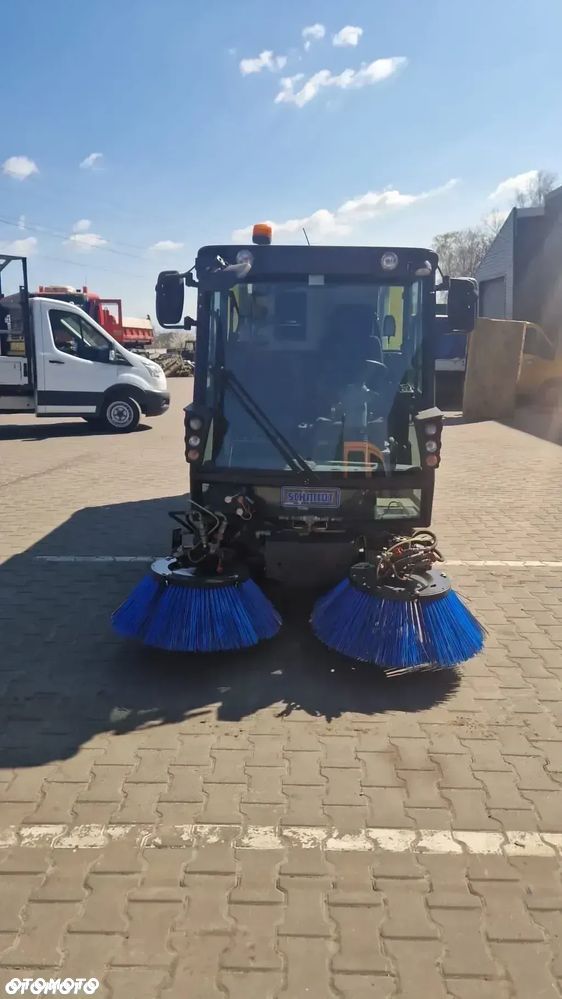 Schmidt 200 + - 8