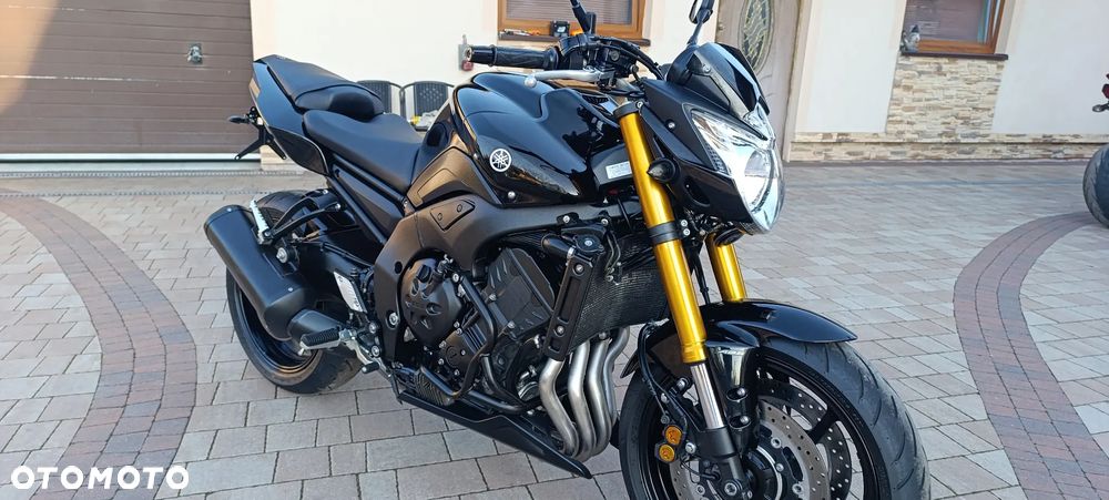 Yamaha FZ8 - 4
