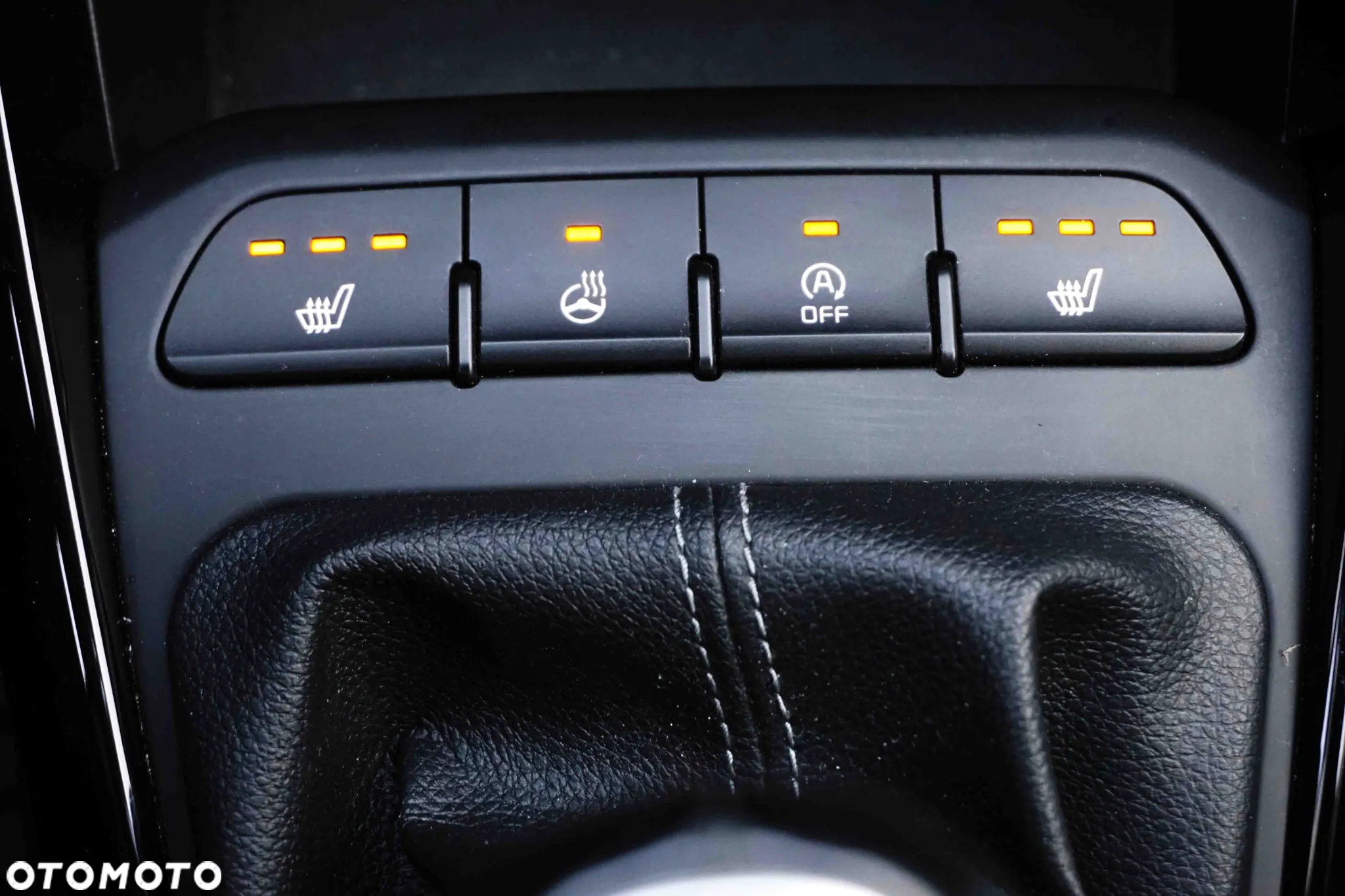 Kia Stonic 1.4 L - 19