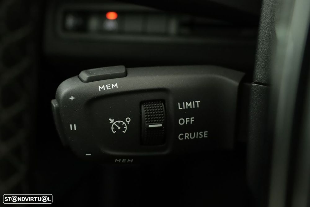 Peugeot 3008 1.2 PureTech Allure Pack - 18