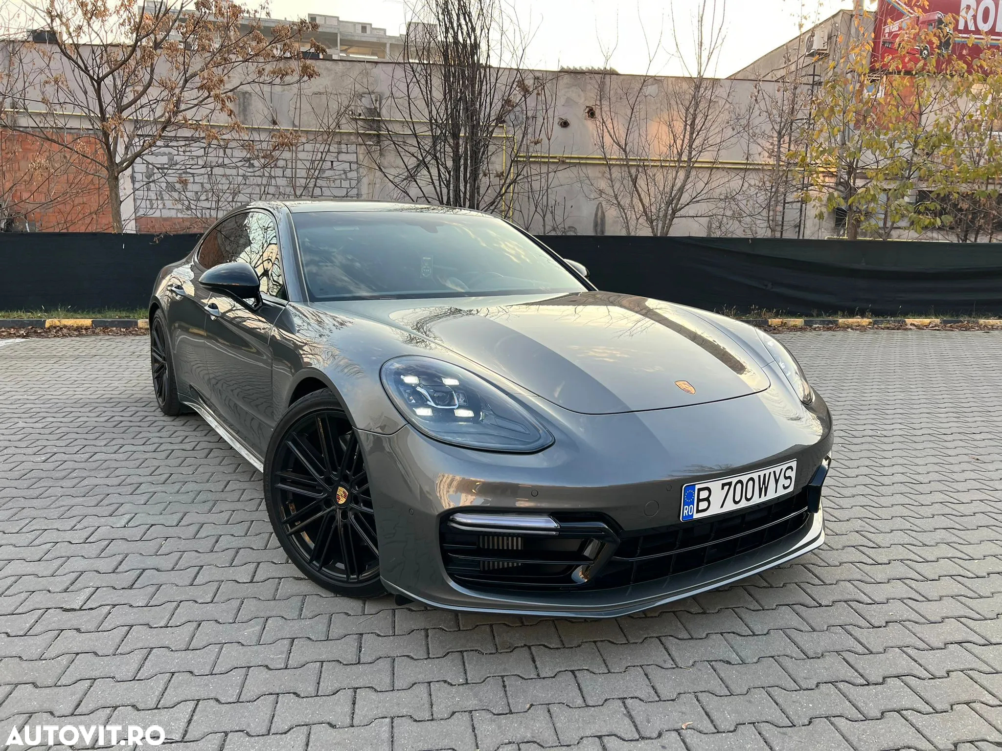 Porsche Panamera 4 E-Hybrid - 2