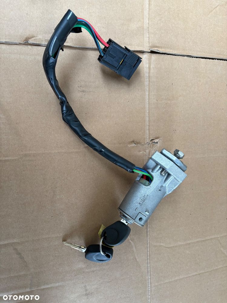 Iveco daily stacyjka +kluczyk 06-11 - 1