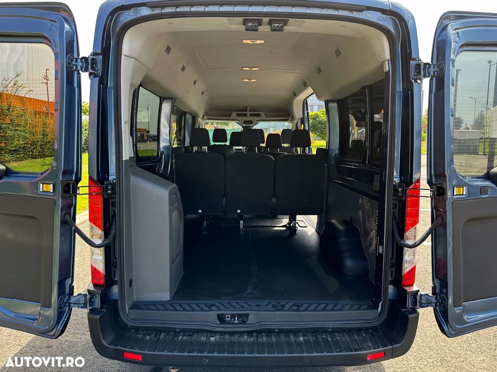 Ford Transit 350 2.0 EcoBlue 150 CP L3H2 Kombi FWD Trend - 17