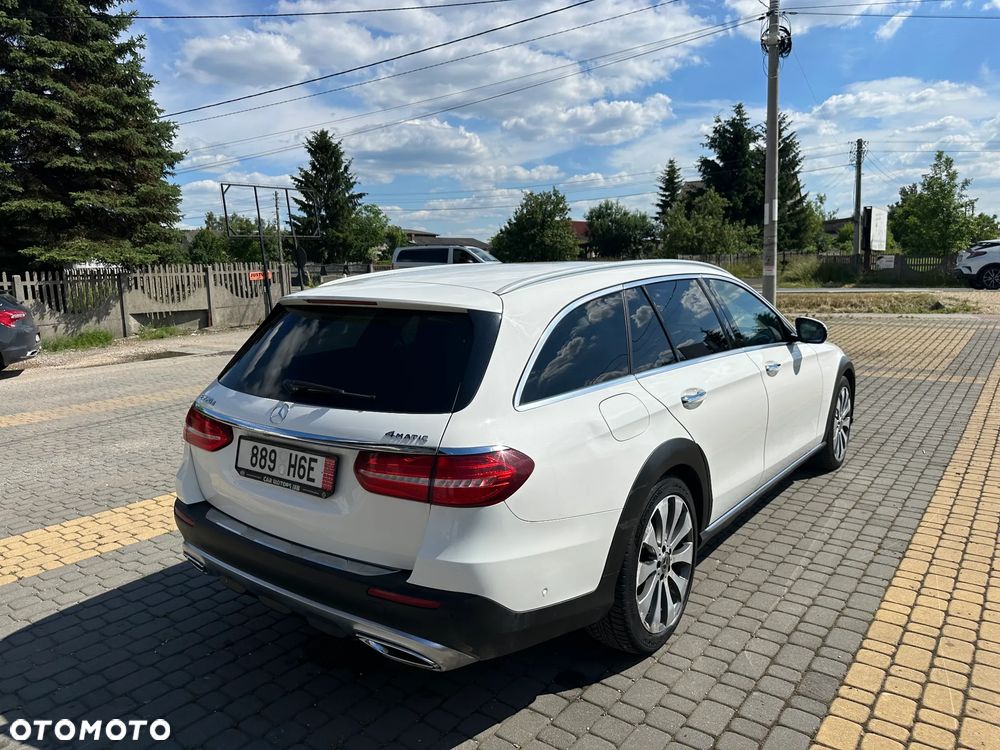 Mercedes-Benz Klasa E 220 d 4-Matic All-Terrain - 19